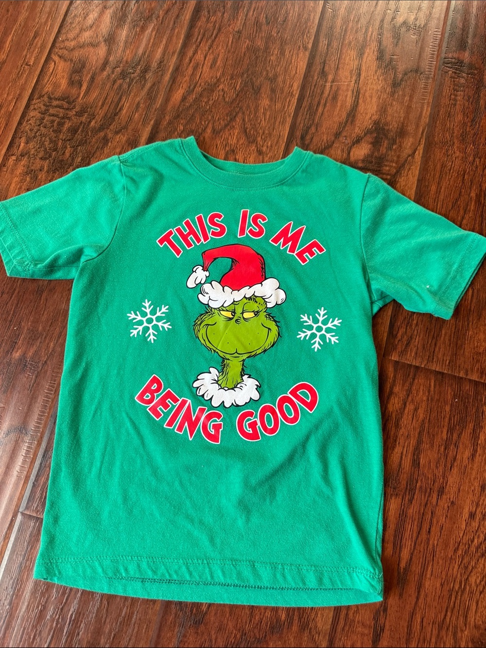 6/7 kids Grinch t shirt. Worn twice.